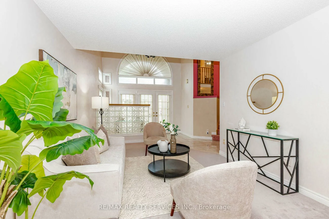5772, Whitehorn, East Credit, Mississauga