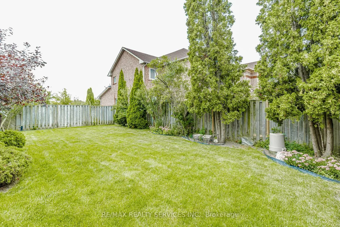 5772, Whitehorn, East Credit, Mississauga