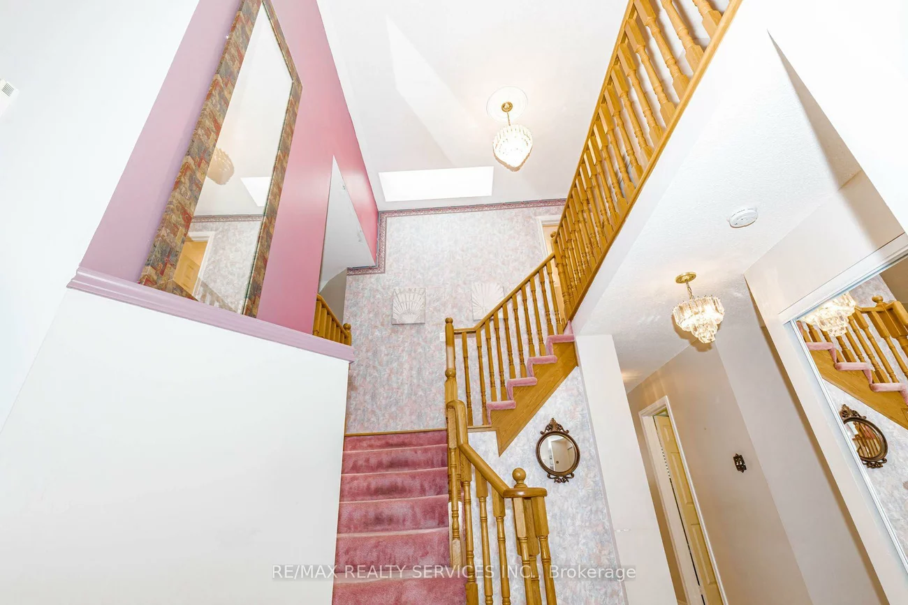 5772, Whitehorn, East Credit, Mississauga