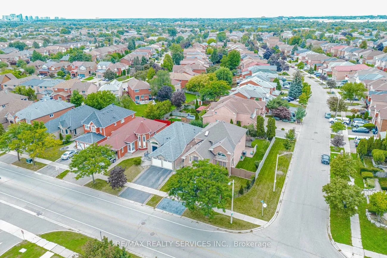 5772, Whitehorn, East Credit, Mississauga