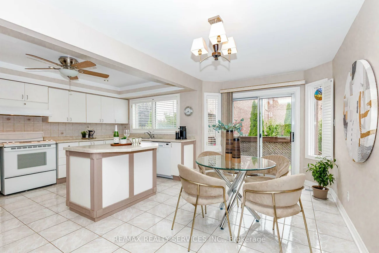 5772, Whitehorn, East Credit, Mississauga