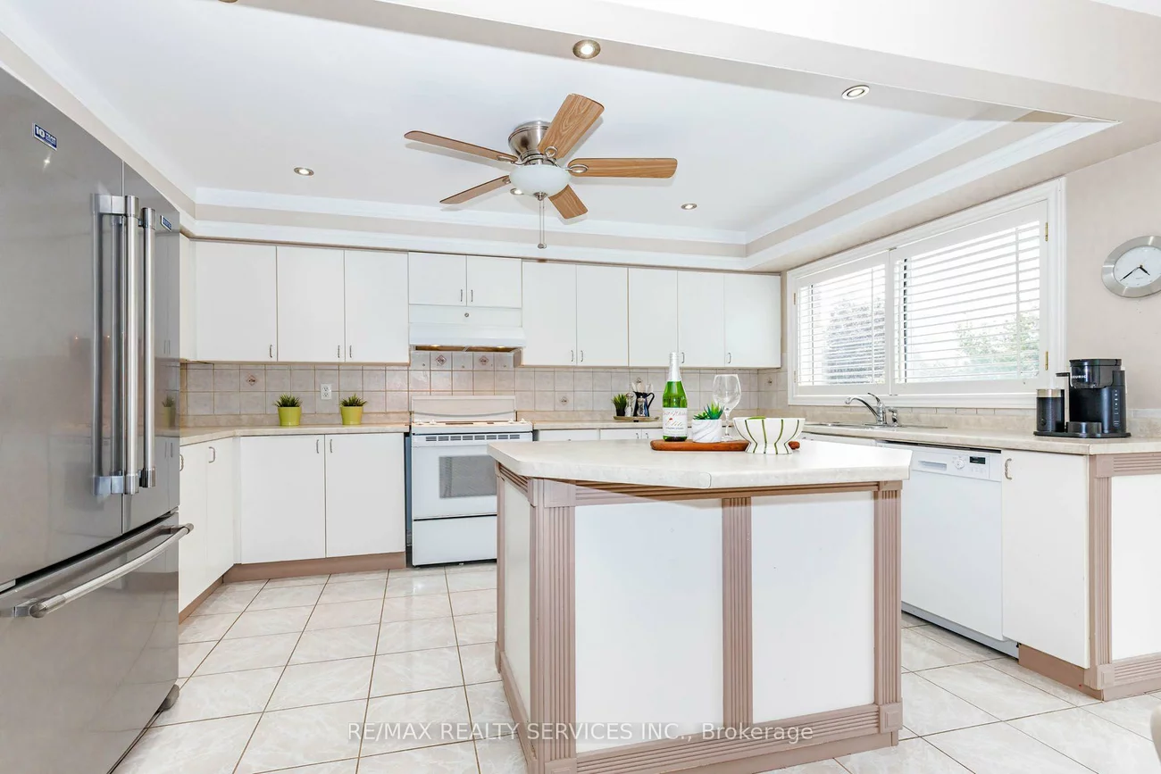 5772, Whitehorn, East Credit, Mississauga