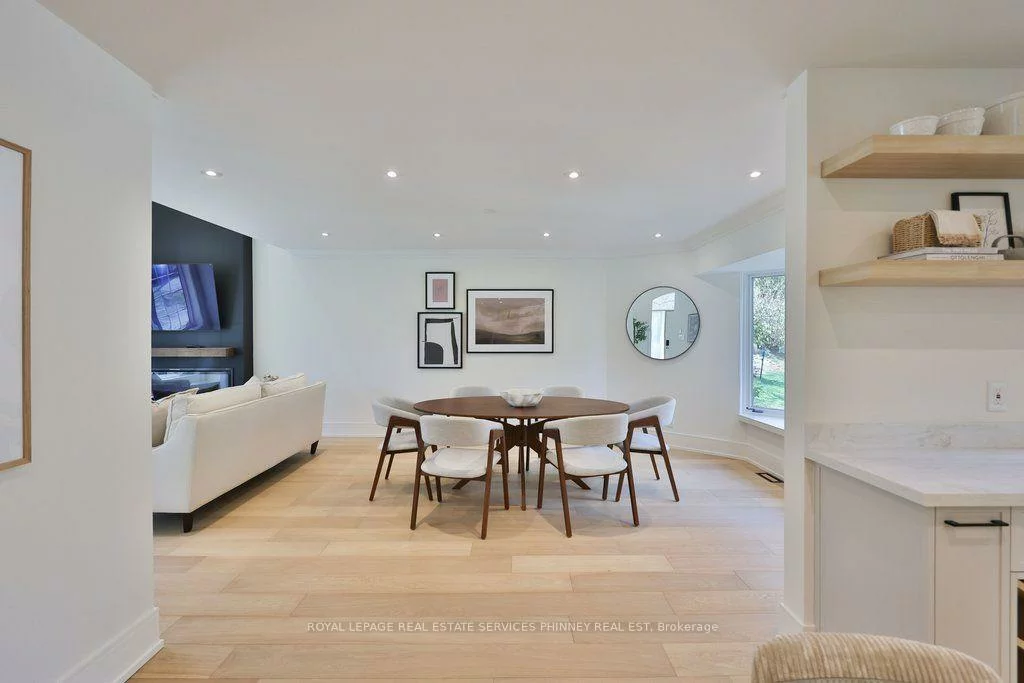 1340, Contour, Clarkson, Mississauga
