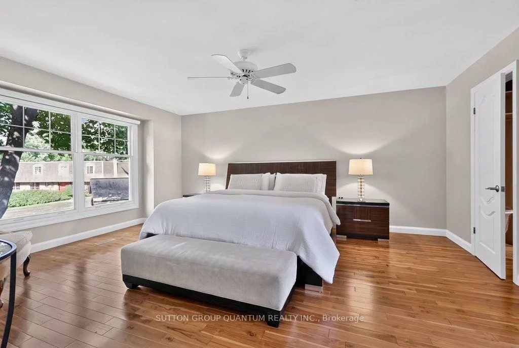 1526, Green, Clarkson, Mississauga