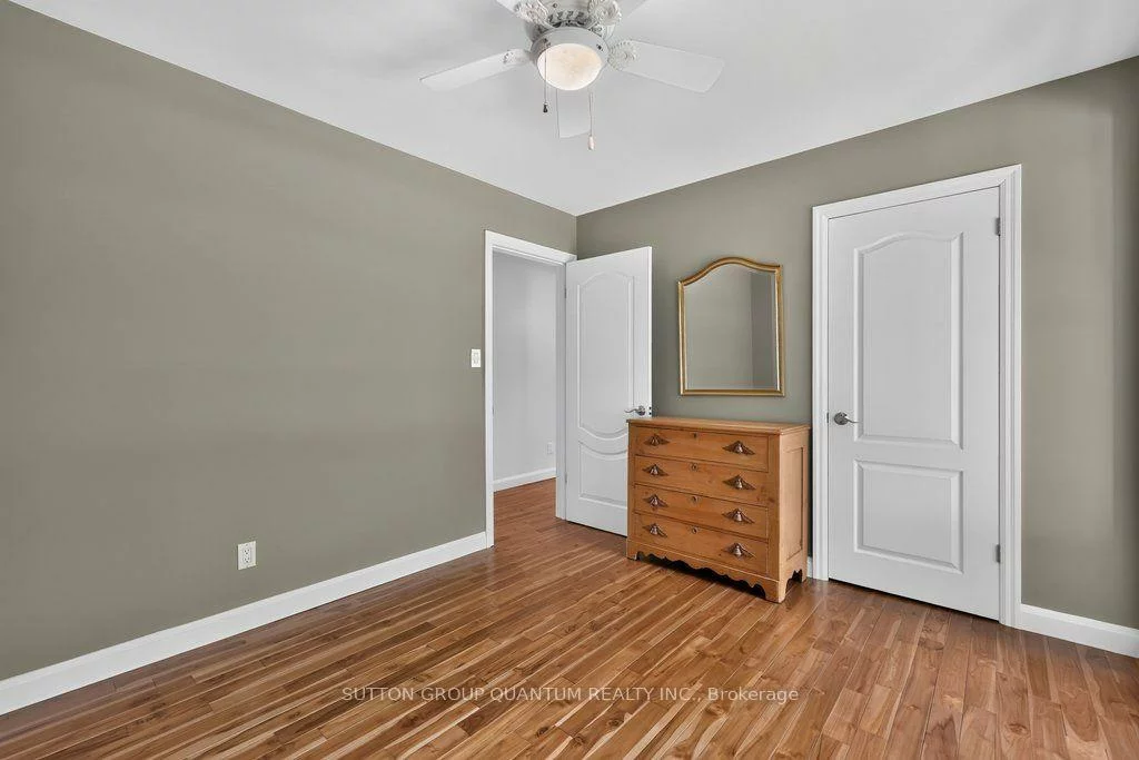 1526, Green, Clarkson, Mississauga