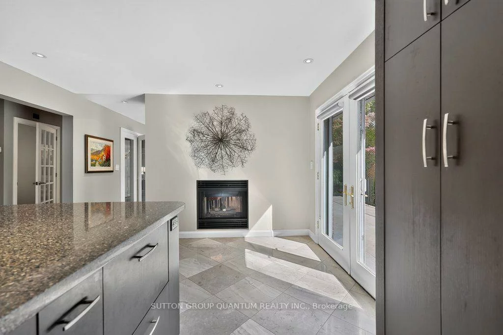 1526, Green, Clarkson, Mississauga