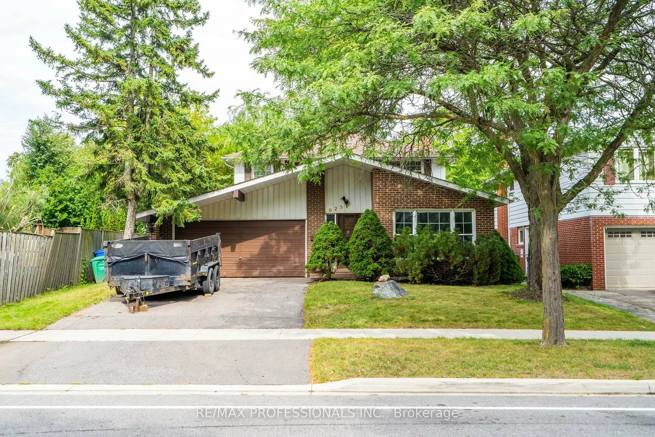 925, Runningbrook, Applewood, Mississauga