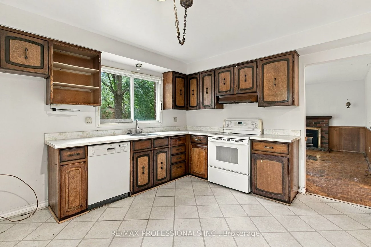 925, Runningbrook, Applewood, Mississauga