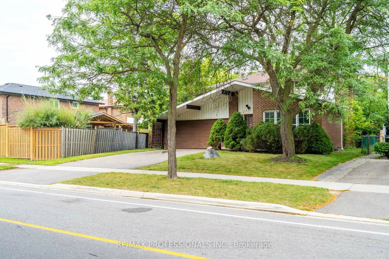 925, Runningbrook, Applewood, Mississauga
