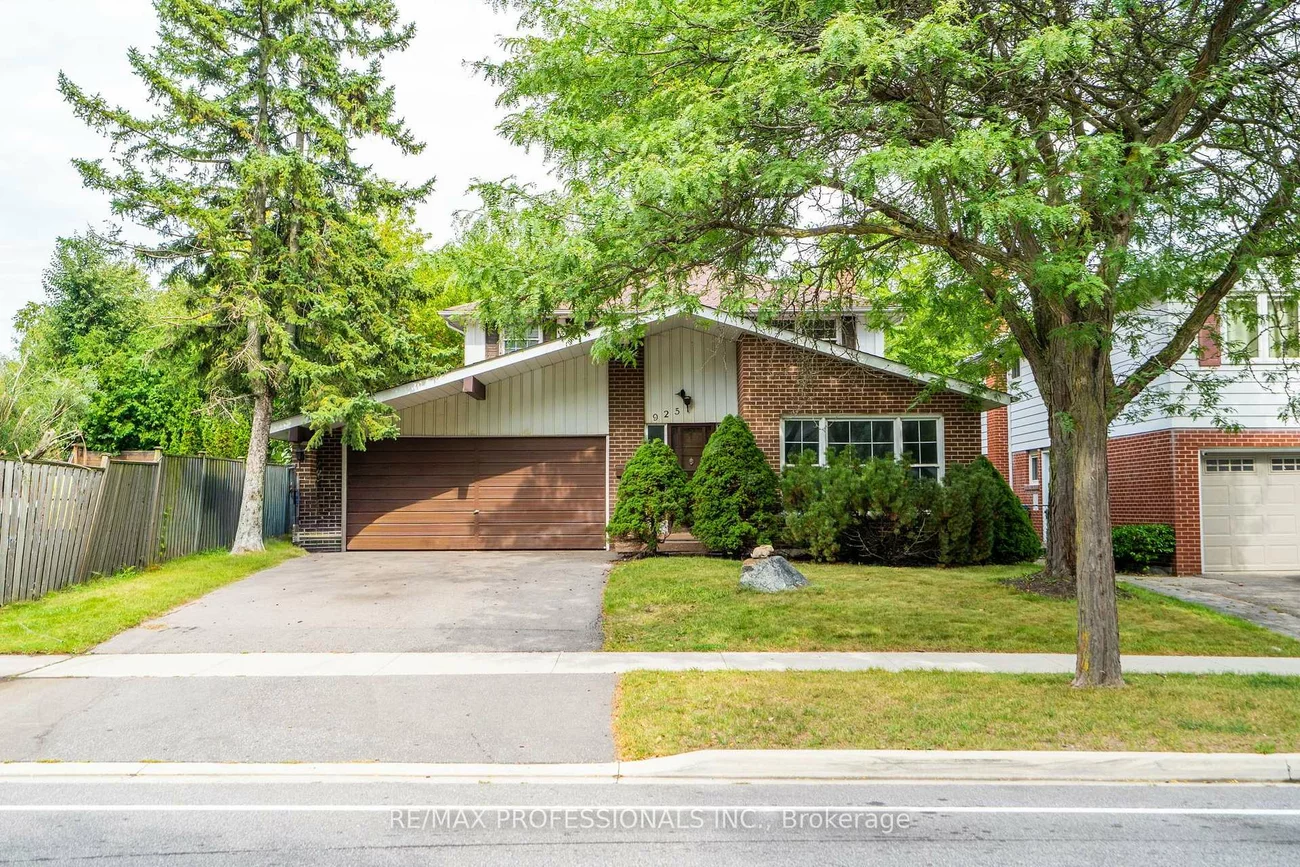 925, Runningbrook, Applewood, Mississauga
