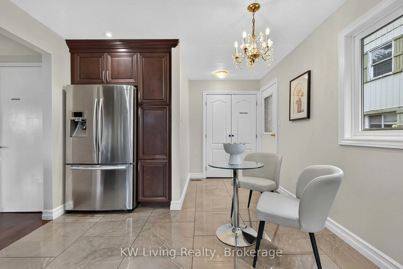 3253, Sir Johns Homestead, Erin Mills, Mississauga