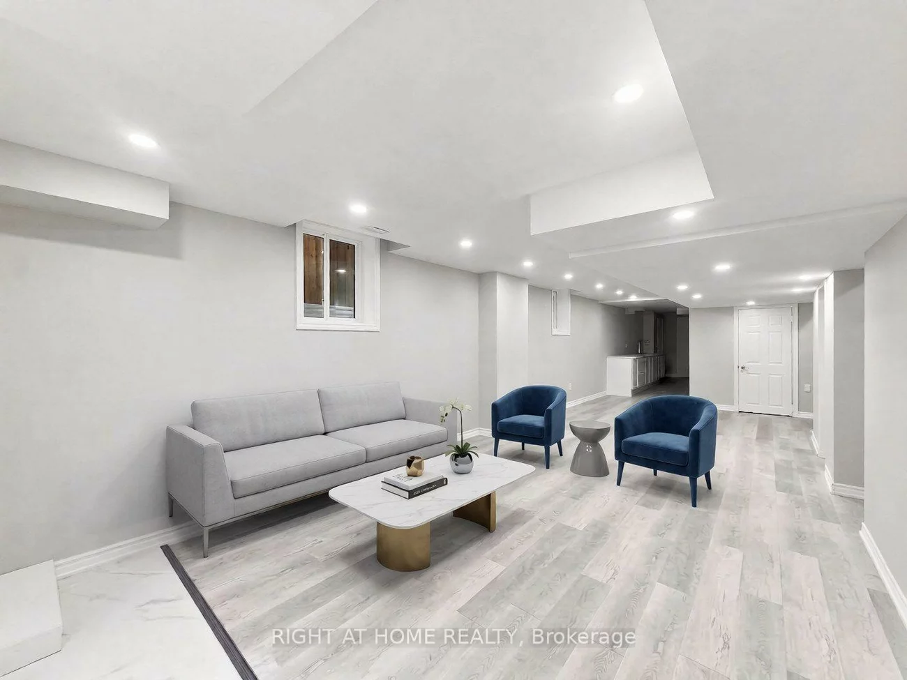 1530, Portsmouth, East Credit, Mississauga