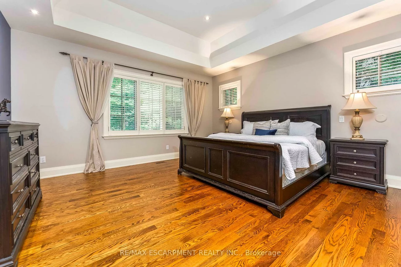 2209, Pineneedle, Erindale, Mississauga