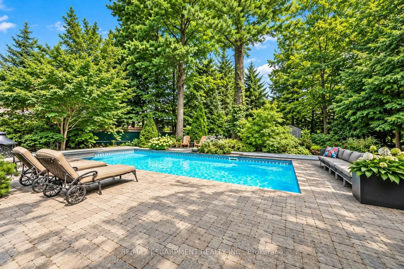 2209, Pineneedle, Erindale, Mississauga