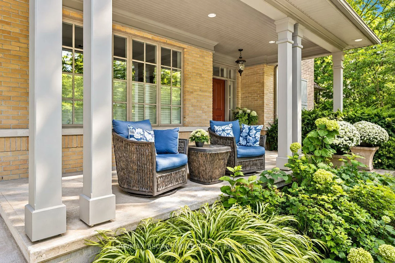 2209, Pineneedle, Erindale, Mississauga