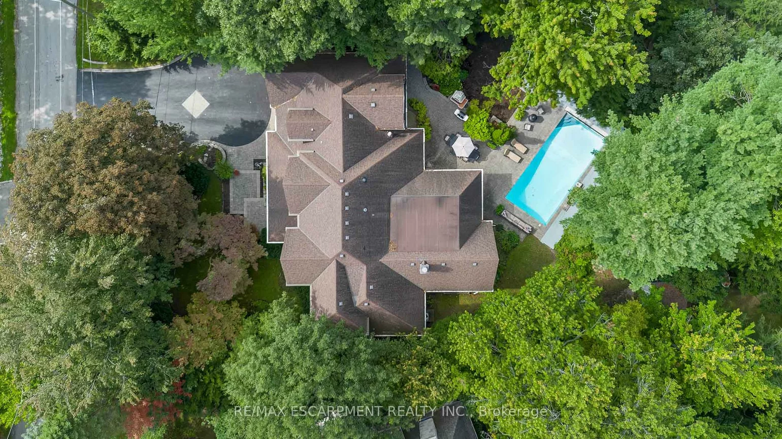 2209, Pineneedle, Erindale, Mississauga