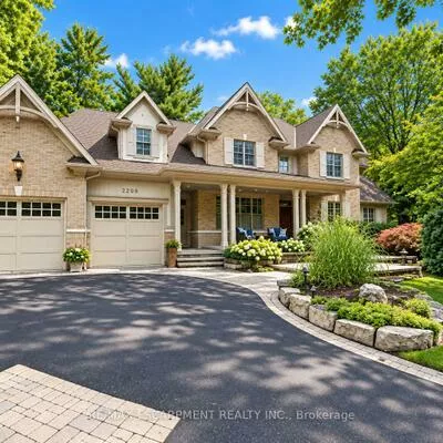2209, Pineneedle, Erindale, Mississauga