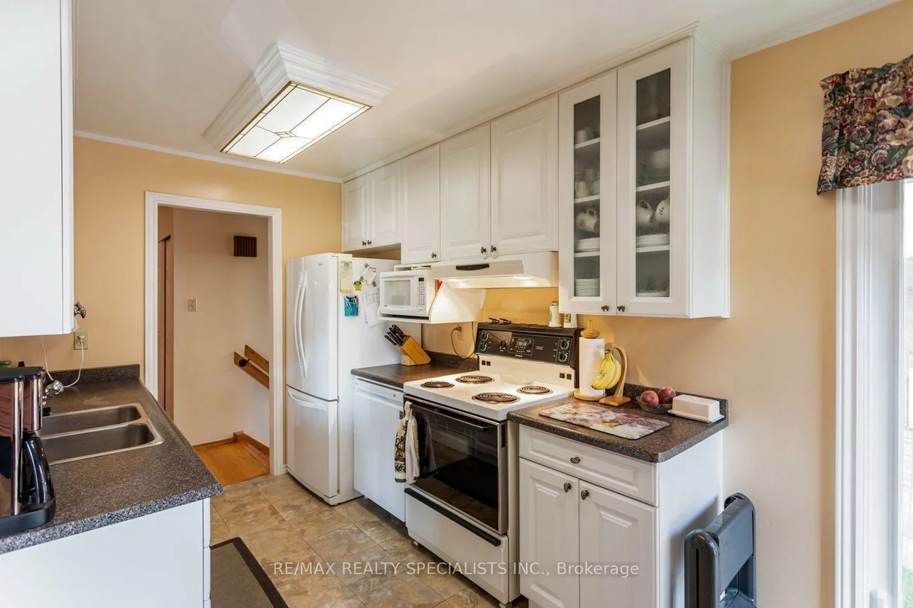 32, Falconer, Streetsville, Mississauga