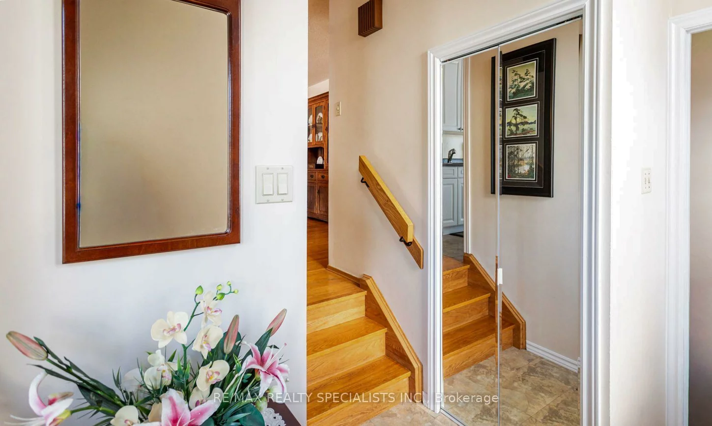 32, Falconer, Streetsville, Mississauga