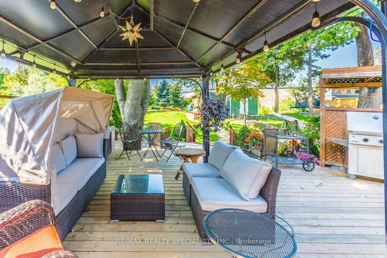 32, Falconer, Streetsville, Mississauga