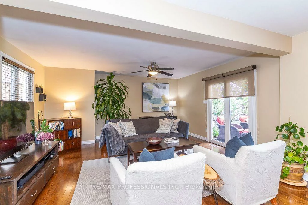 2604, Barrisdale, Meadowvale, Mississauga