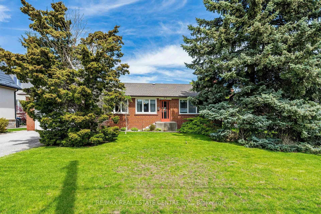 2591, Whaley, Cooksville, Mississauga