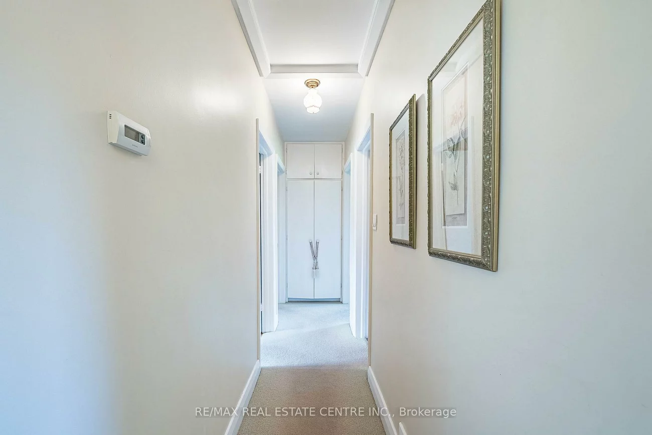 2591, Whaley, Cooksville, Mississauga