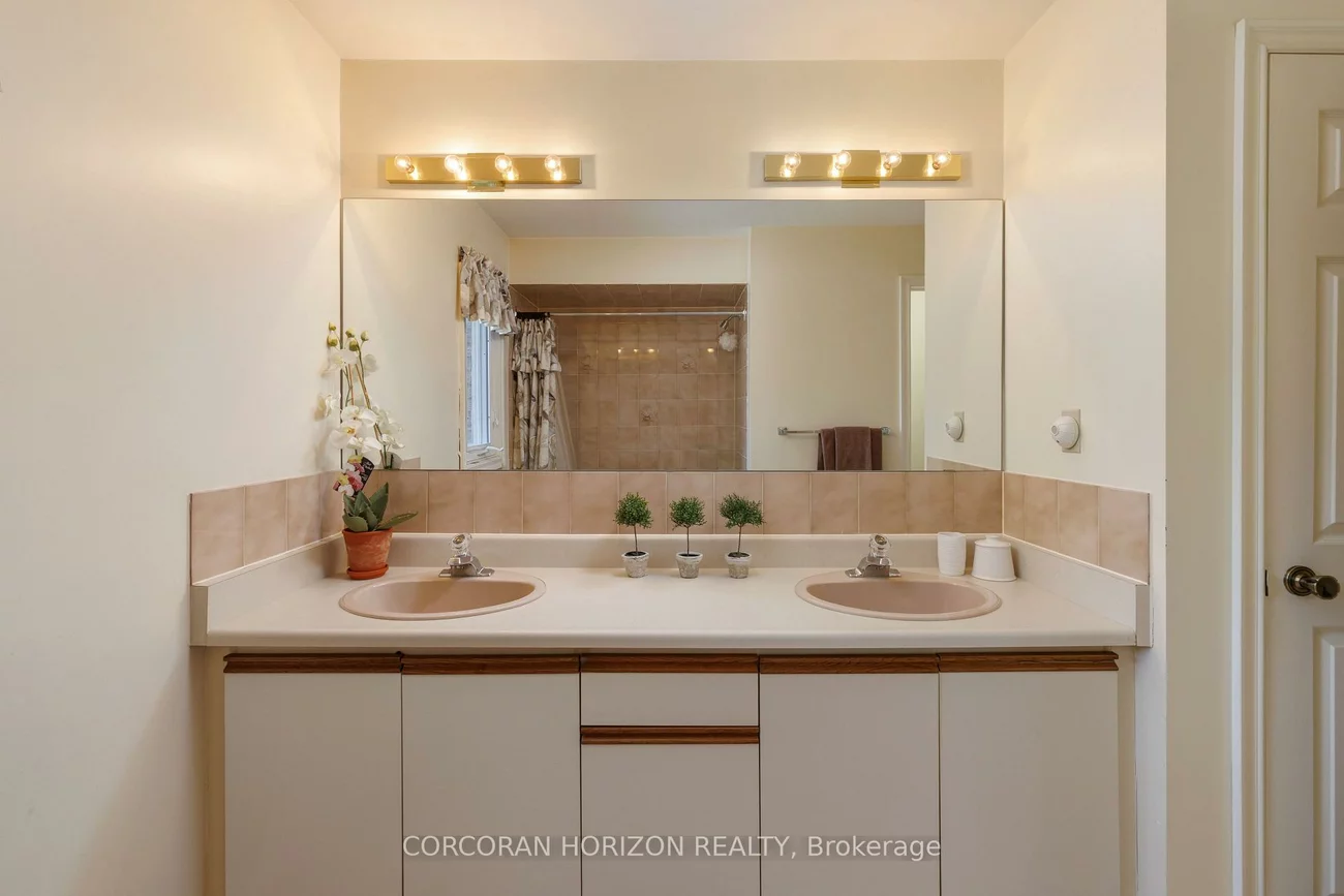 1807, Tattersall, Central Erin Mills, Mississauga