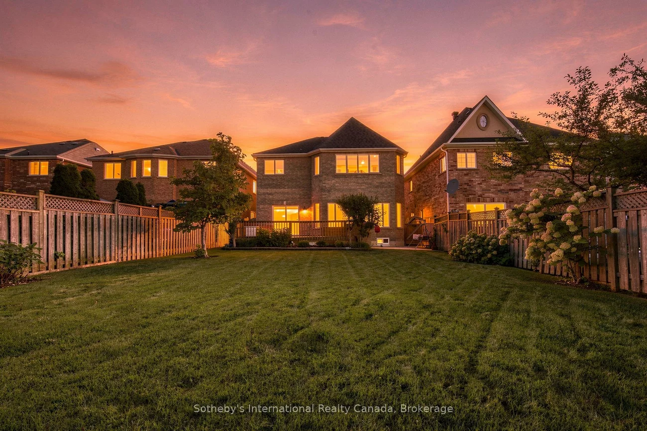 3352, Erin Centre, Churchill Meadows, Mississauga
