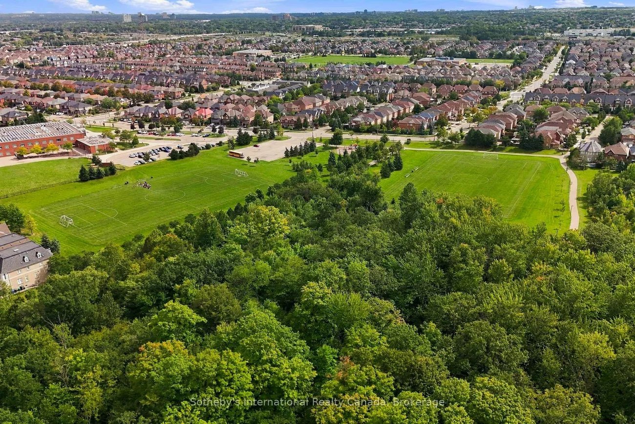 3352, Erin Centre, Churchill Meadows, Mississauga