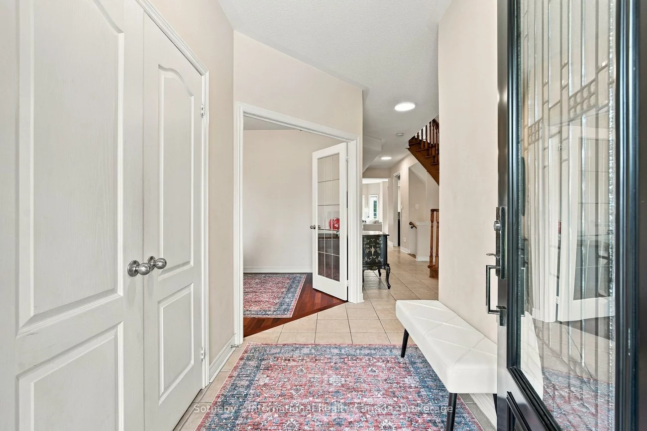 3352, Erin Centre, Churchill Meadows, Mississauga