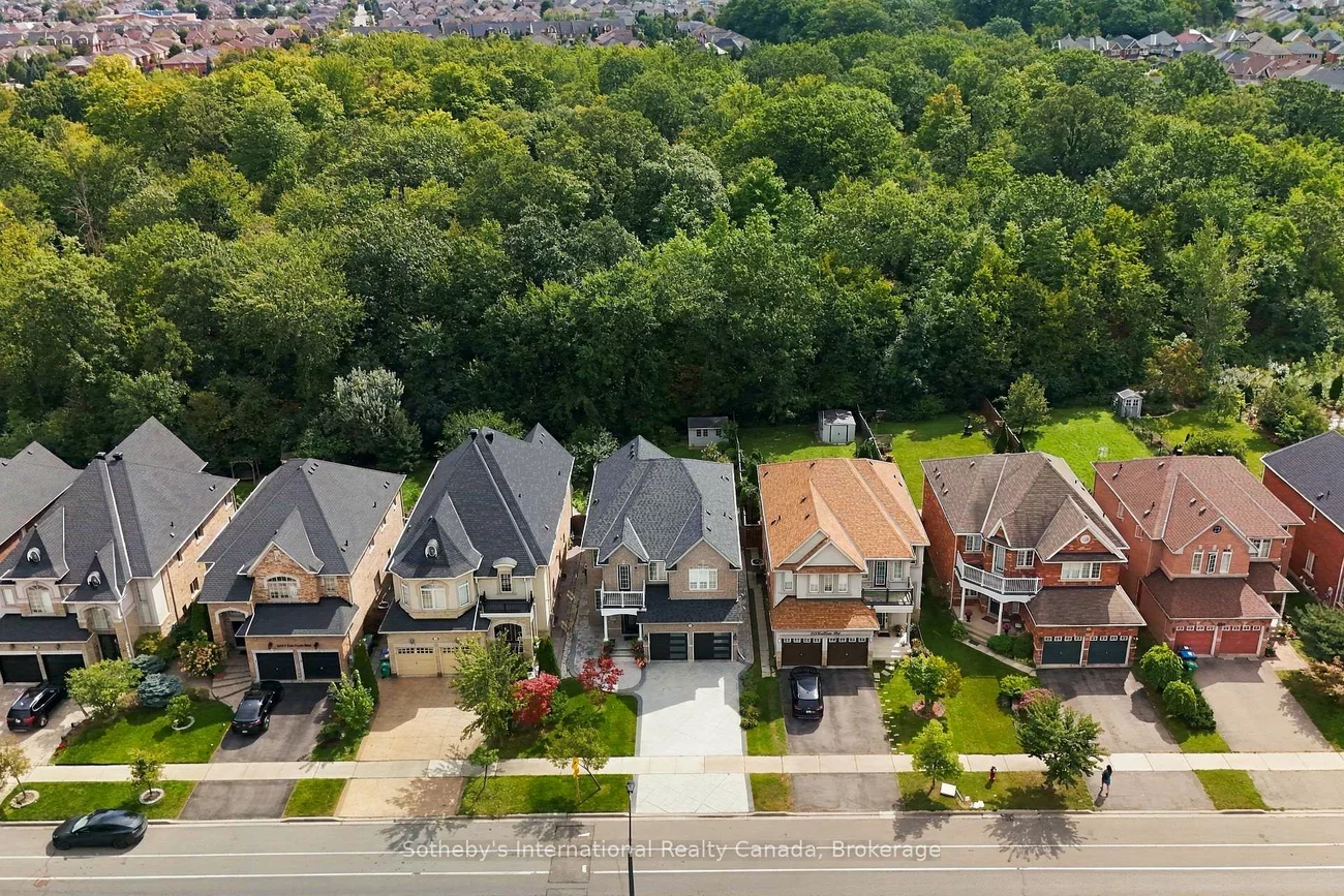 3352, Erin Centre, Churchill Meadows, Mississauga