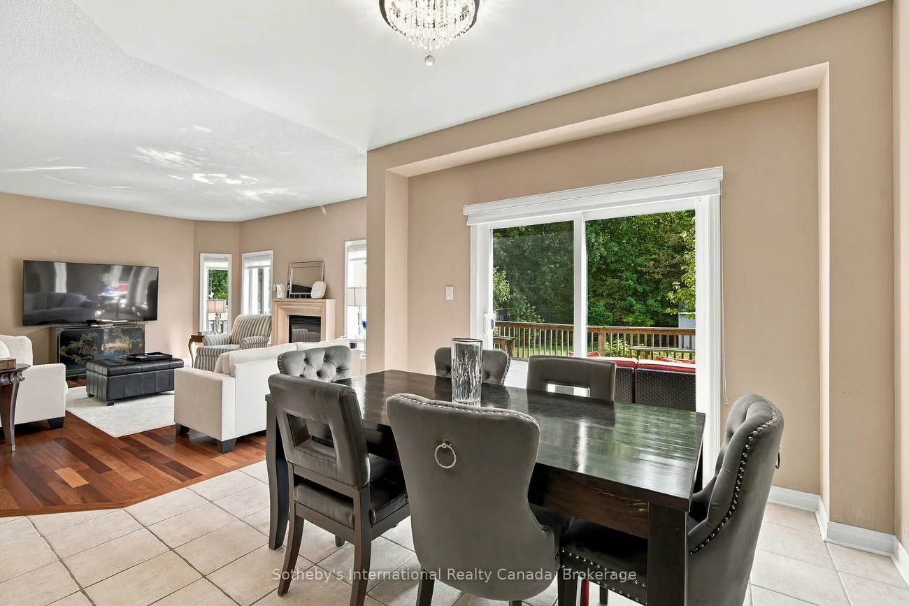 3352, Erin Centre, Churchill Meadows, Mississauga