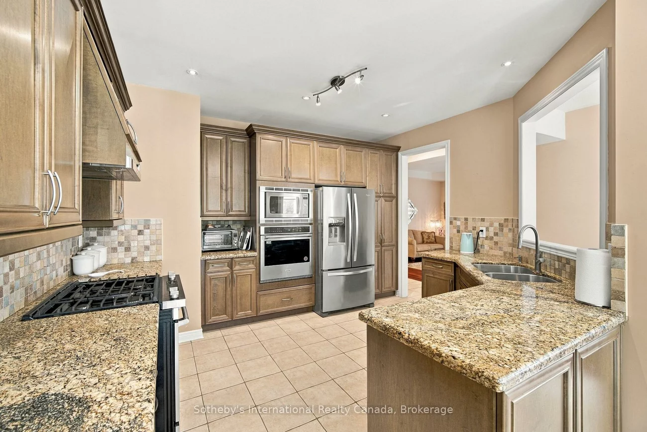 3352, Erin Centre, Churchill Meadows, Mississauga