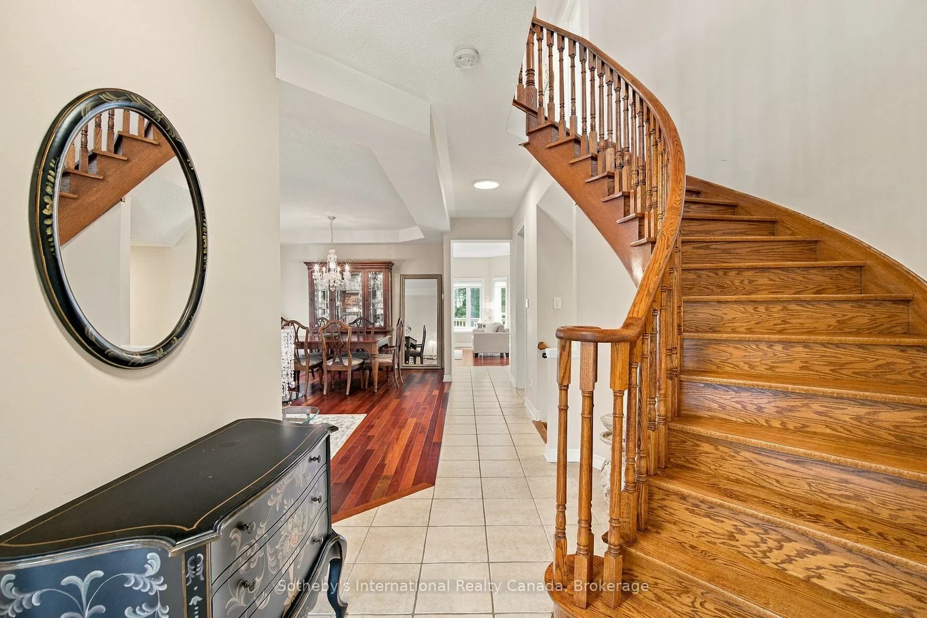 3352, Erin Centre, Churchill Meadows, Mississauga