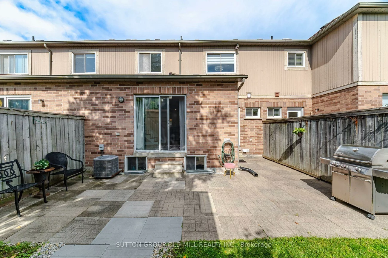 5318, Bushelgrove, Central Erin Mills, Mississauga