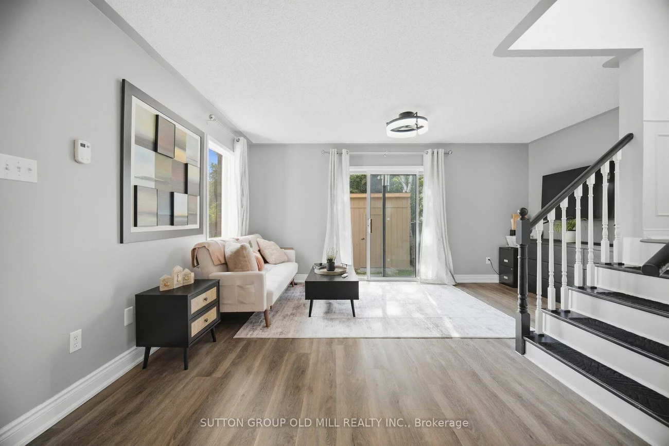 5318, Bushelgrove, Central Erin Mills, Mississauga