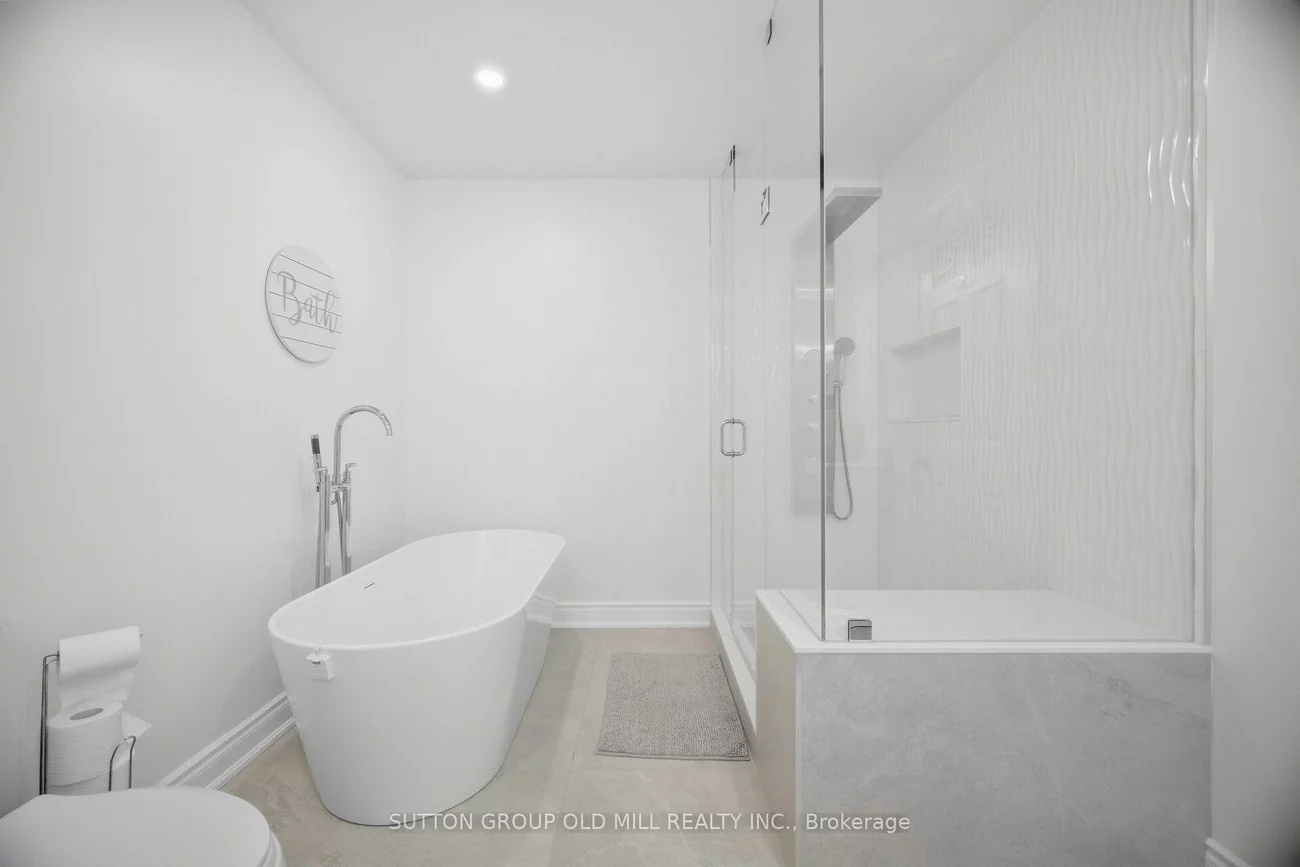 5318, Bushelgrove, Central Erin Mills, Mississauga