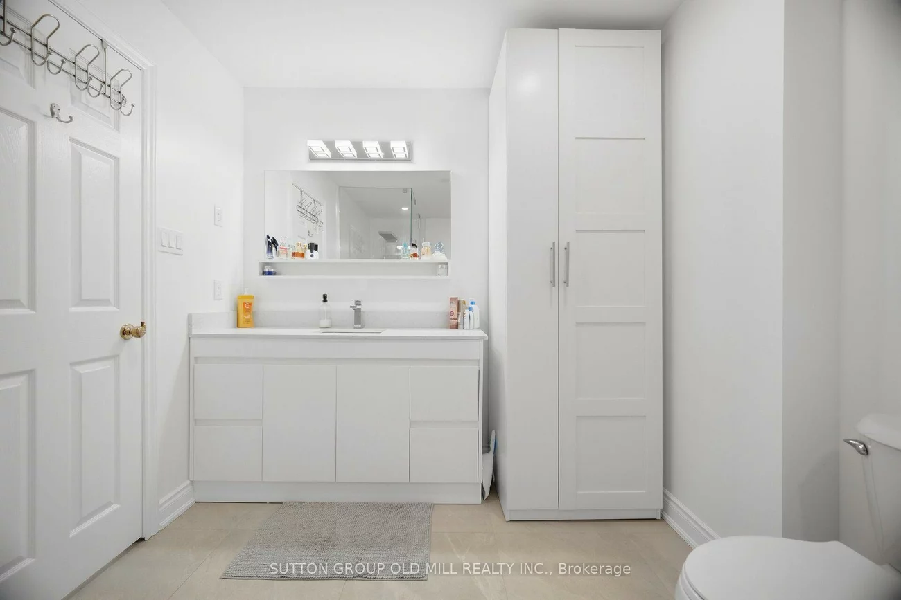 5318, Bushelgrove, Central Erin Mills, Mississauga