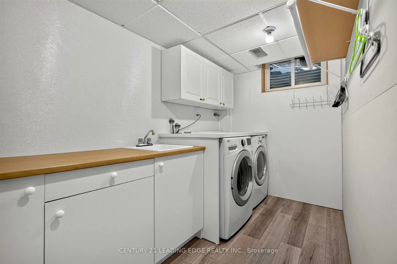 1130, Halliday, Lakeview, Mississauga