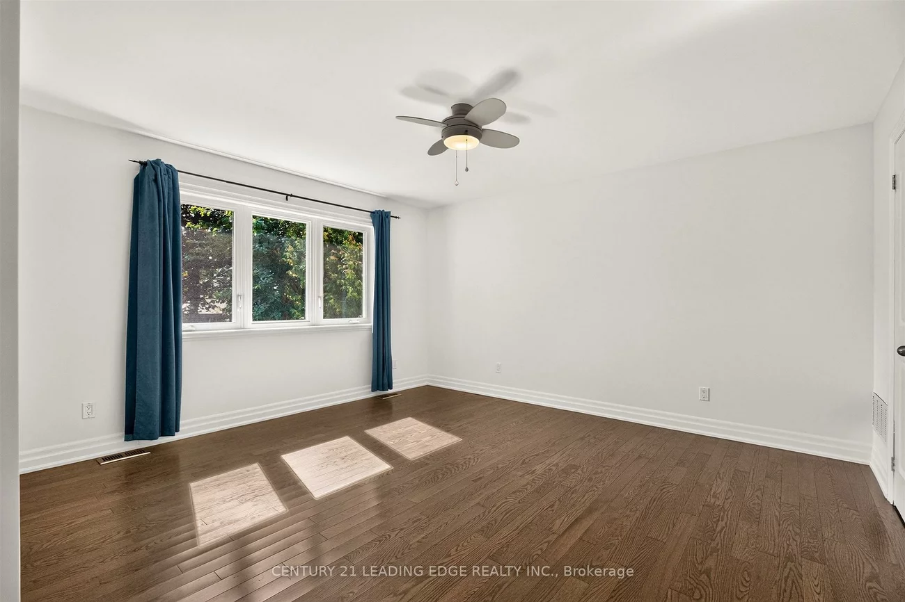 1130, Halliday, Lakeview, Mississauga