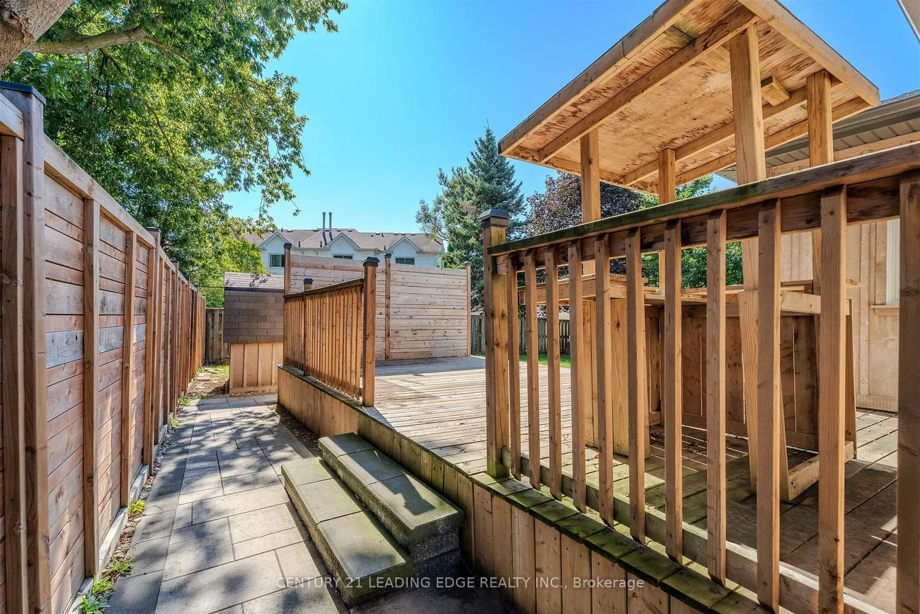 1130, Halliday, Lakeview, Mississauga