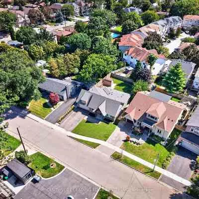 1130, Halliday, Lakeview, Mississauga