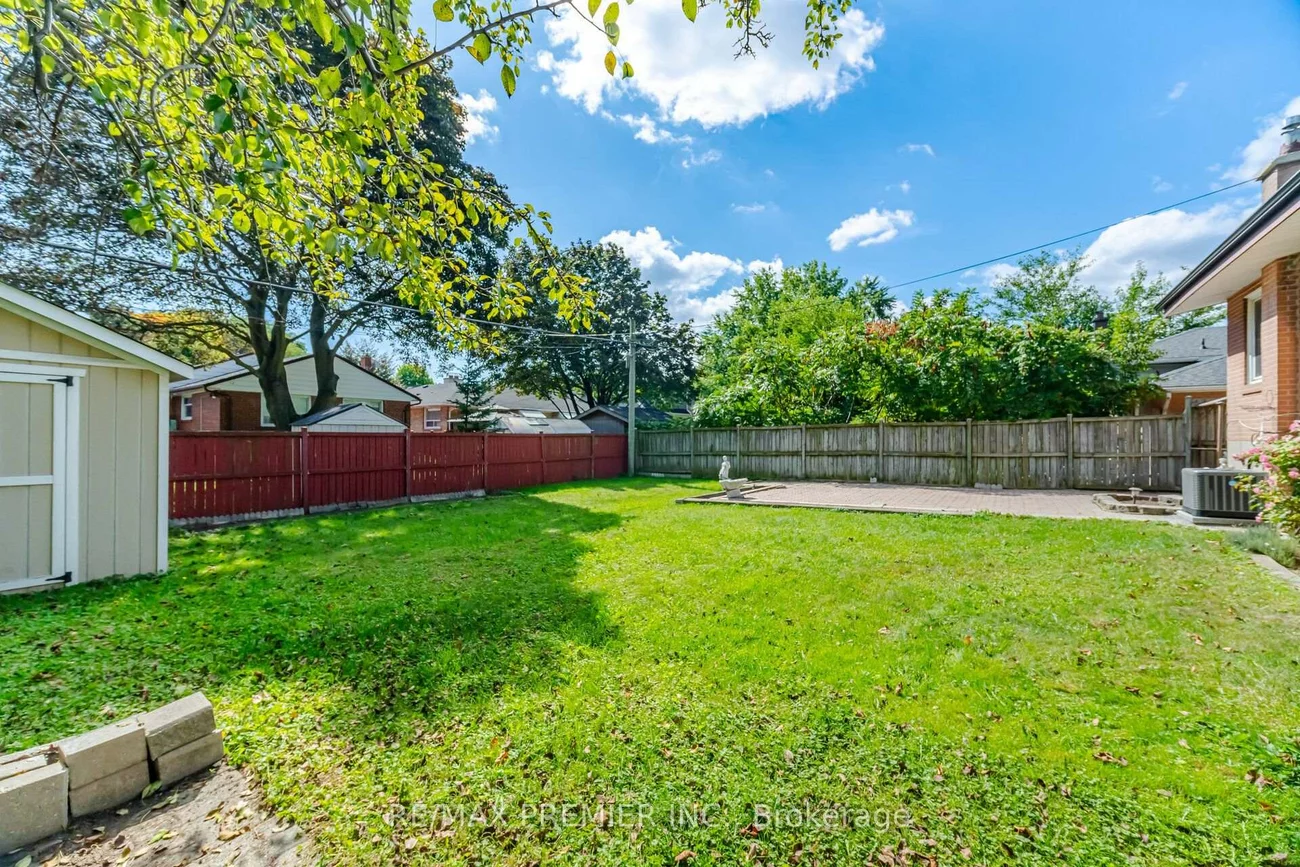 1474, South Service, Mineola, Mississauga