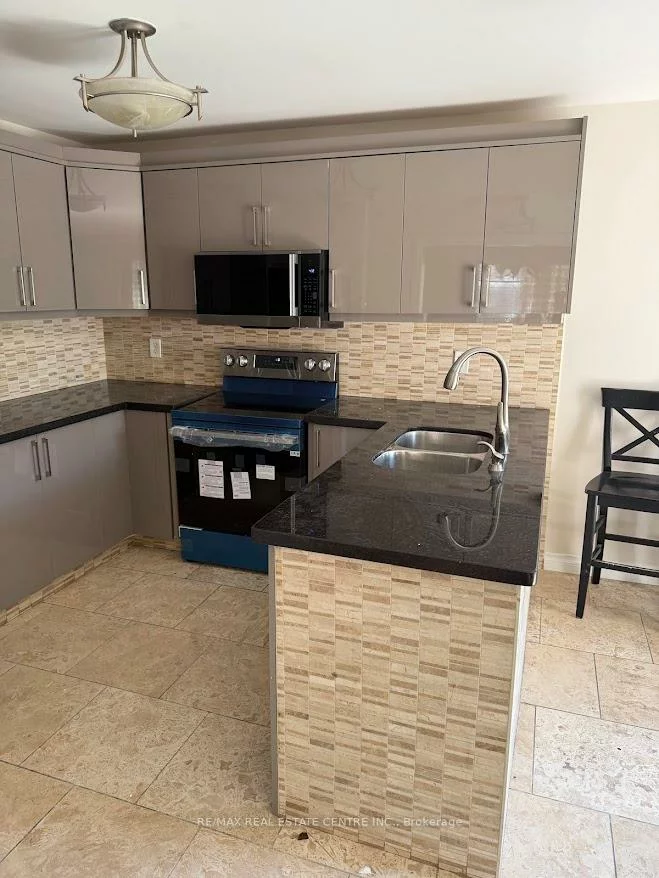 5989, Sidmouth, East Credit, Mississauga