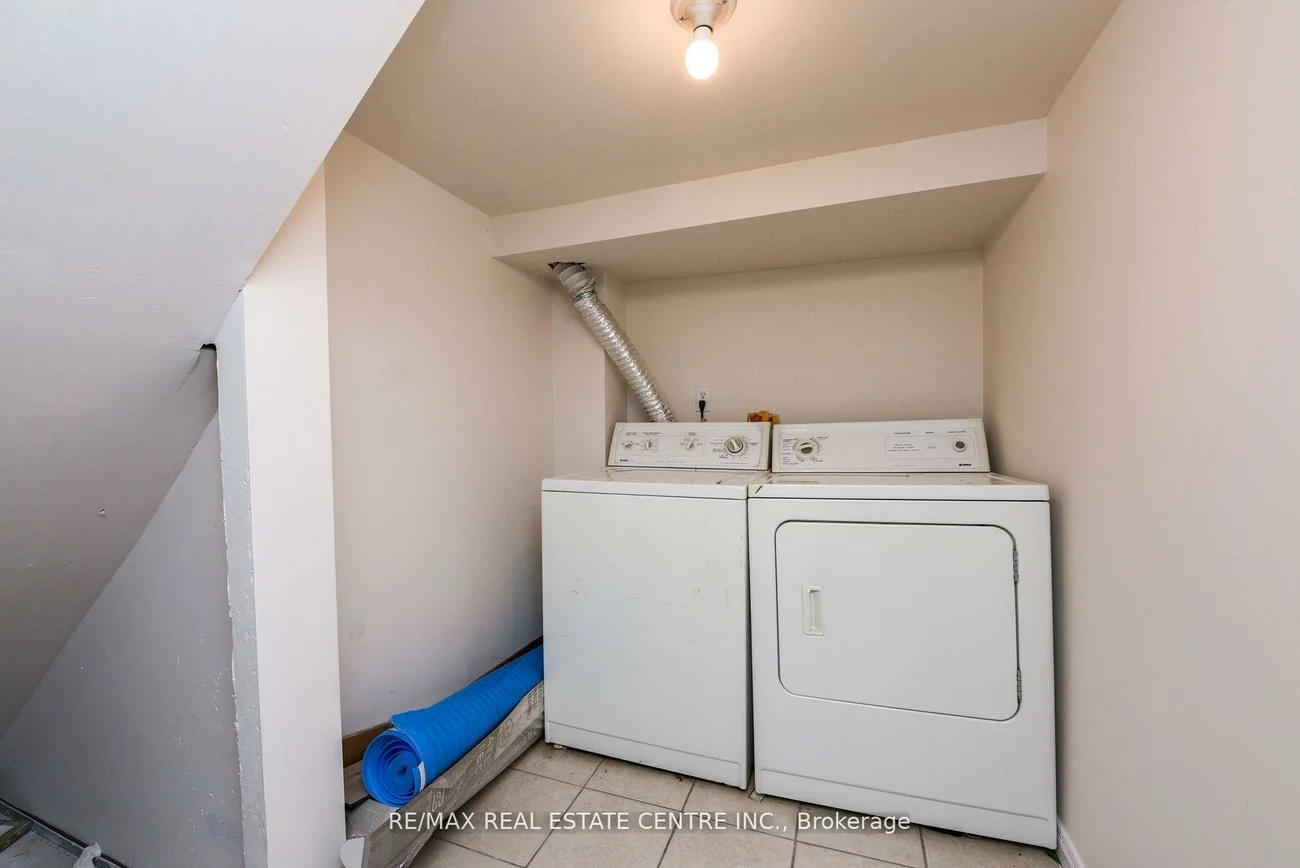 5989, Sidmouth, East Credit, Mississauga