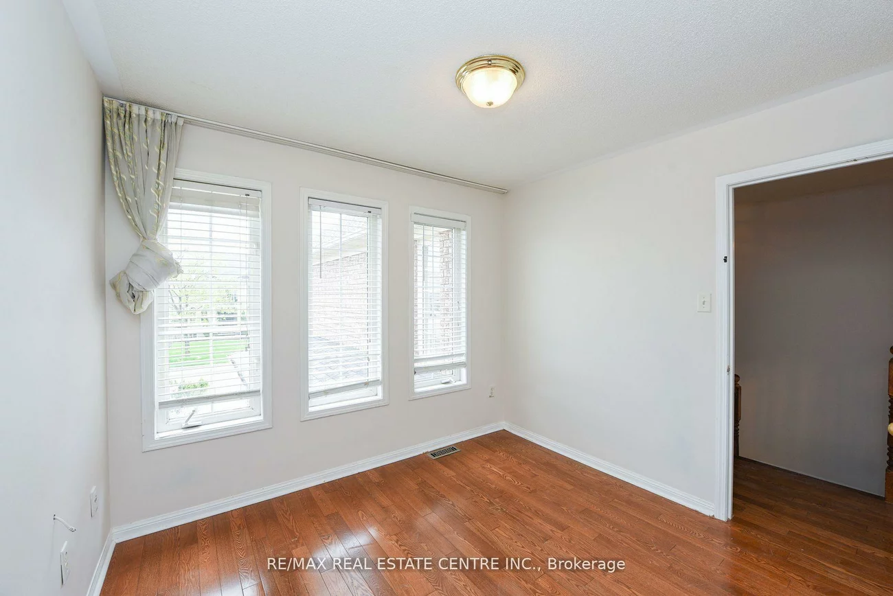 5989, Sidmouth, East Credit, Mississauga