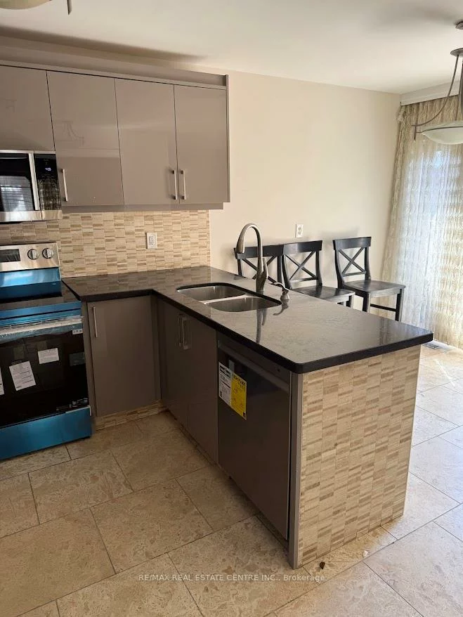 5989, Sidmouth, East Credit, Mississauga
