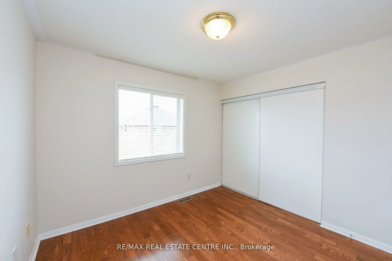 5989, Sidmouth, East Credit, Mississauga