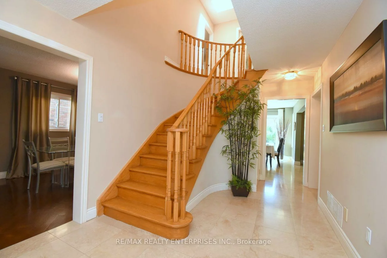 4473, Stonemill, East Credit, Mississauga